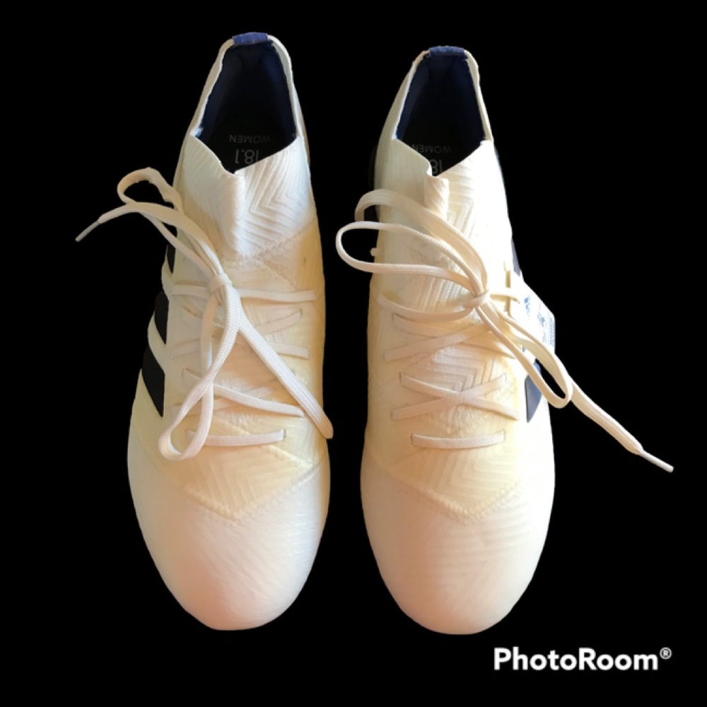 Women’s Adidas Soccer shoes 5.5